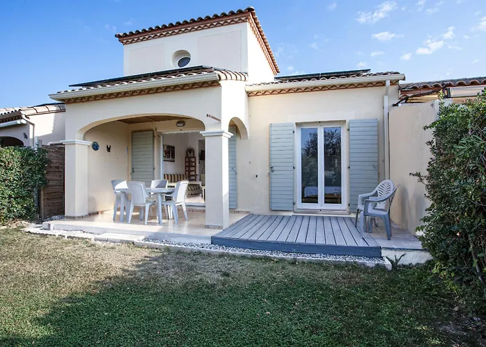 P Minervois U N04 3p6 Βίλα *
